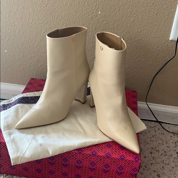 Only 1 Time worn.! - Picture 2 of 6